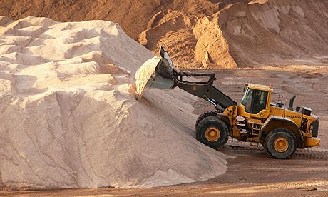 Salt-for-gritting-the-roa-001.jpg