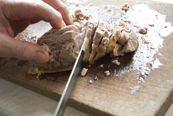 Turkey carving: Turkey carving