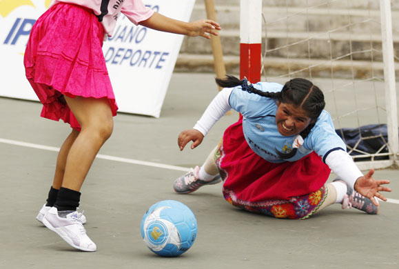 Peruvian women's football: Mamacha national female soccer championships in Lima, Peru