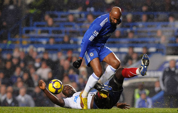 Chelsea v Portsmouth: Anelka tackled by Bouba Diop