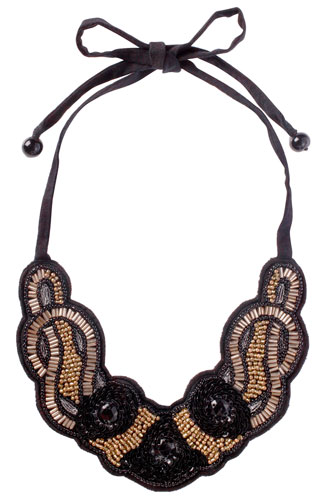key trends: embellished: Bib necklace