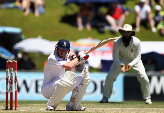 Test match cricket: South Africa v England - 1st Test Day Three