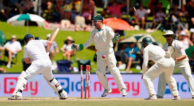 Test match cricket: England's Bell is bowled