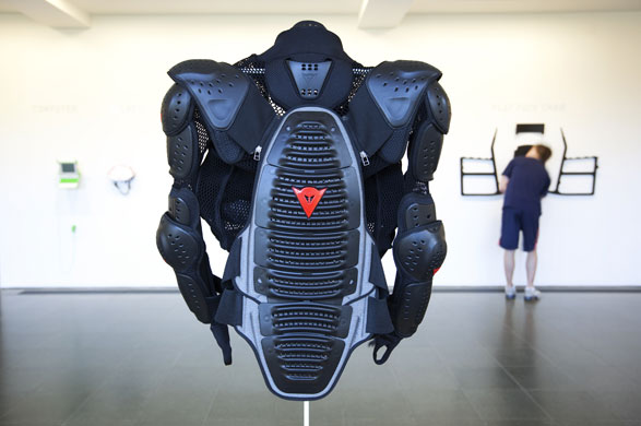 Design Real: Armour. Wave-V 2 Neck Jacket by Dainese