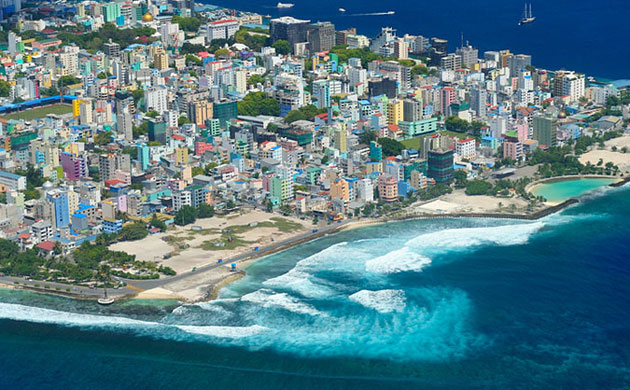 Vulnerable : Photo exhibition organised by Bluepeace on climate change in Maldives