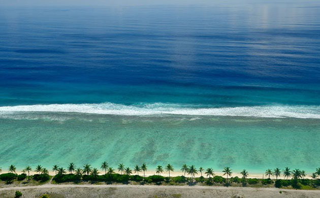 Vulnerable : Photo exhibition organised by Bluepeace on climate change in Maldives