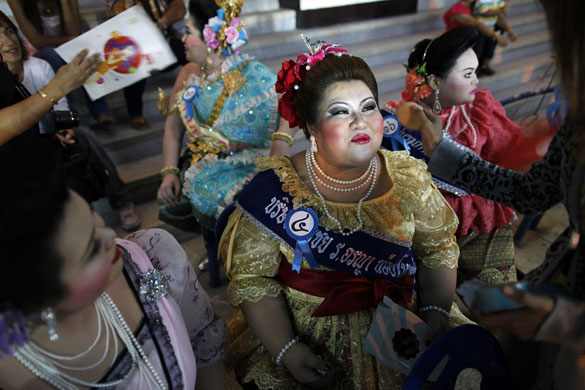 24 hours in pictures: Ayutthaya, Thailand: Participants in the Jumbo Queen beauty contest