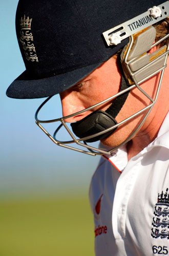 cricket: England's Bell leaves the field