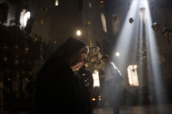 24 hours: A nun visits the Church of the Nativity