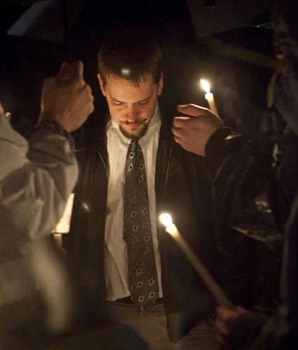 24 hours: candle light vigil for Susan Powell