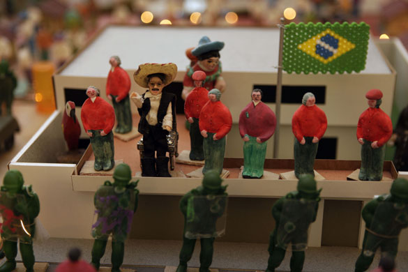 decos: Christmas decoration in a mall in Tegucigalpa 