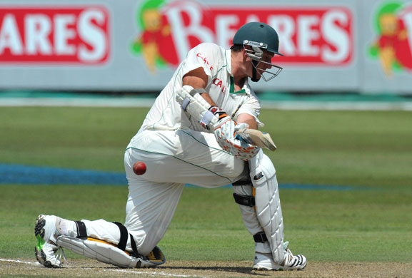 Sport: 2nd Test Day 1: 2nd Test Day One