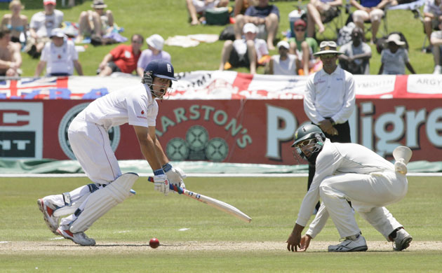 South Africa v England: Alastair Cook and Hashim Amla : Cricket Second Test, Sahara Stadium, Durban