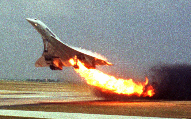 Pictures of the Decade: 25 July 2000: Air France flight 4590 takes off from Charles de Gaulle
