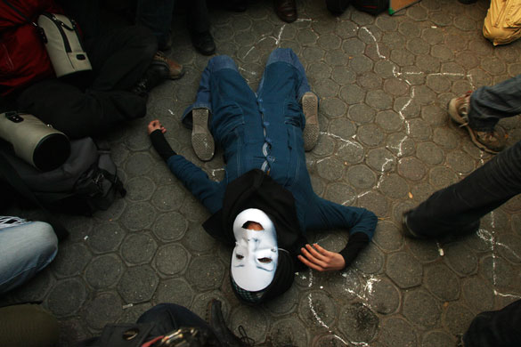 3 December 2009: Tehran, Iran: Students recreate the scene of the murder of Neda Agha-Soltan