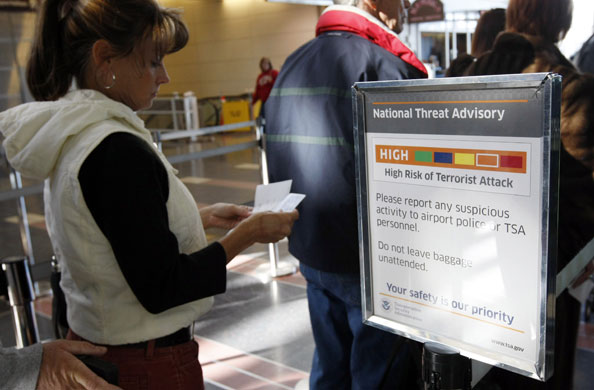 Airport security: Washington, US: A sign informs passengers of High Risk of Terrorist Attack