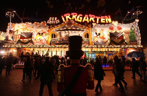 Winter Wonderland: Winter Wonderland Attraction Comes to London's Hyde Park