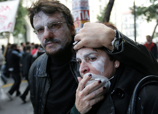 more voilence in athens : Clashes in Athens