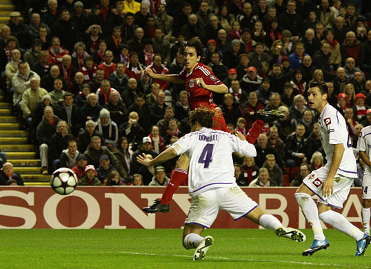 Wednesday Champ League: Benayoun scores against Fiorentina