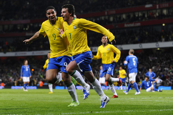 Brazil v Italy: Brazil v Italy