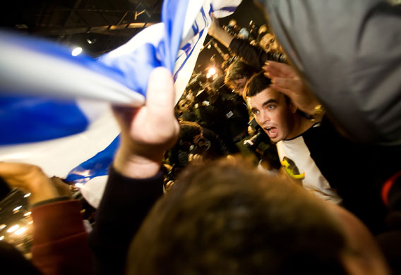 Elections in Israel: Likud supporters attempt to rally the crowd