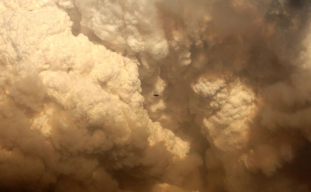 Australia fire aftermaths: Bush fires rage out of control in Victoria, Australia - 07 Feb 2009