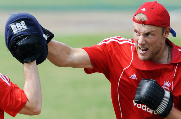 24sport: Flintoff boxes during training