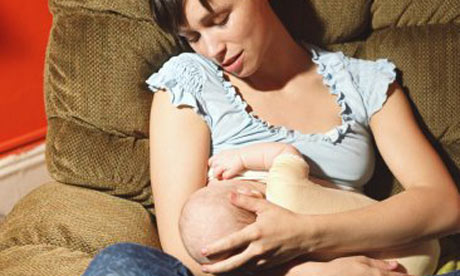 discreet breastfeeding