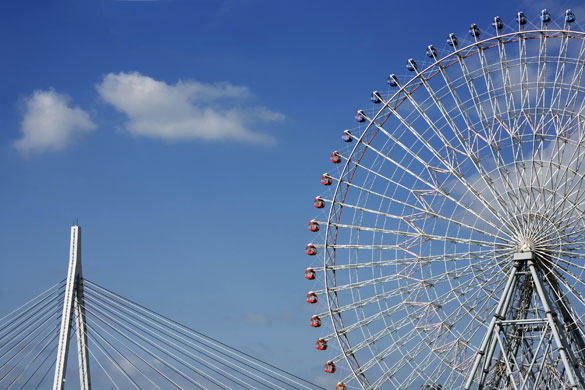 Big wheels : Osaka aquarium ferris wheel in Japan.