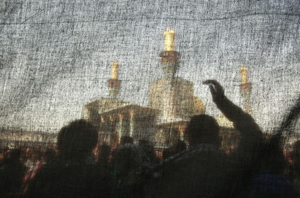 17 February 2009: Baghdad, Iraq: Shiite Muslims take part in Arbaeen