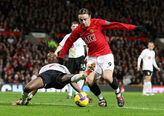 24 Sport: Fulham fail to hold back United