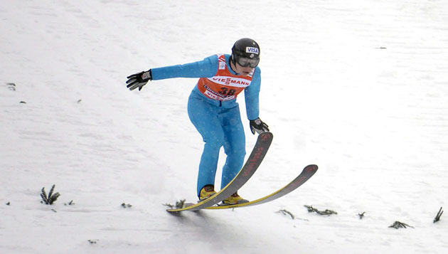 24 Sport: Lindsey Van touches down in Liberec