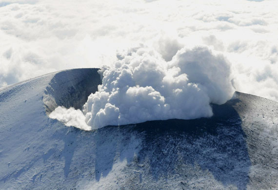 Gallery 24 hours in pictures: White smoke rises from Mount Asama in Tsumagoi, Japan 