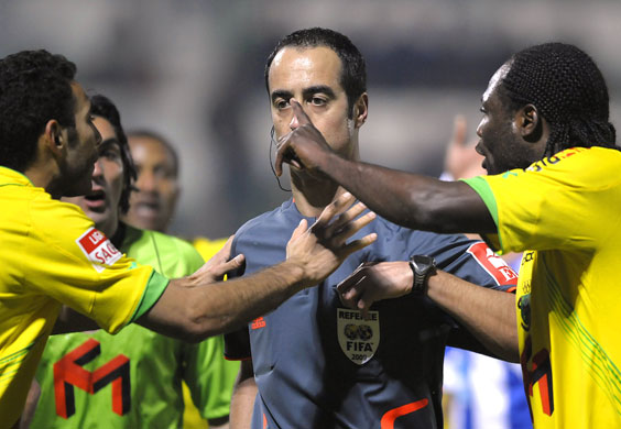 24sport: The referee's not for turning