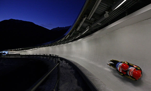 24sport: Tobias Wendl, Tobias Arlt spped down the track 