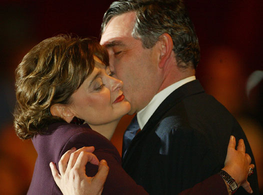 Gordon Brown Kisses: Gordon Brown Kisses Cherie Blair
