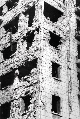 Sophie Ristelhueber: Beyrouth, Photographies, 1984