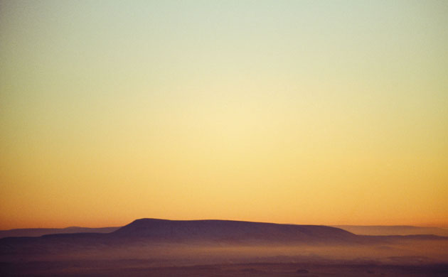 Pendle by Alaistair Lee: Pendle : Landscape of history and home