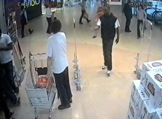 Antonette Richardson: CCTV footage of the attack on Kevin Tripp