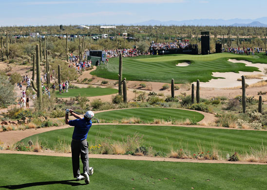 24sport: Tim Clark tees off on the 12th in Arizona