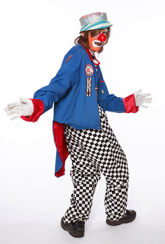 Take 10: Clowns: Benzy the clown