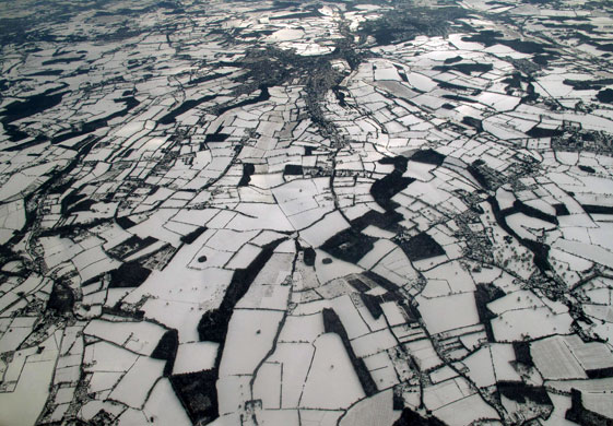 Gallery 9 February 2009: Bovington, UK: Snow-covered fields