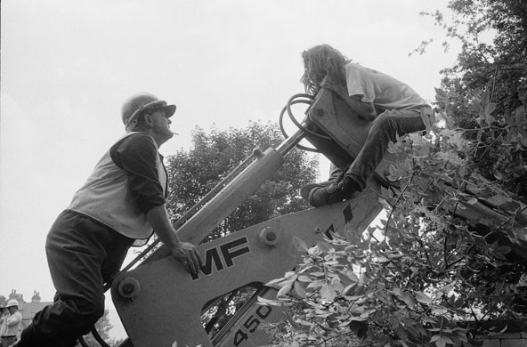 Gallery Solsbury Hill protest: 15th anniversary of Solsbury Hill road protest