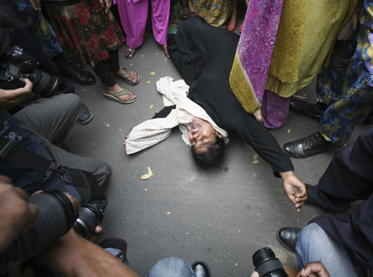 10 March 2009: Dhaka, Bangladesh: The wife of a Bangladesh Border Guard