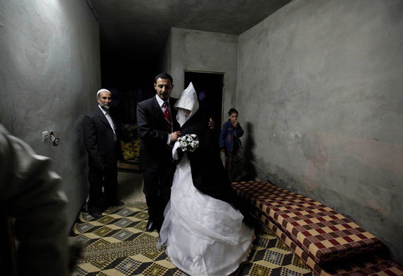 24 hours in pictures: wedding in Beit Lahiya, Gaza