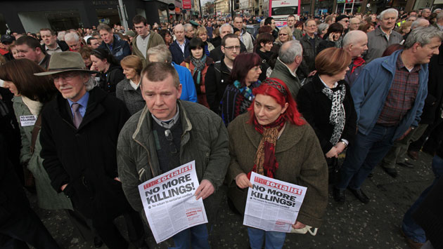 Belfast peace rally: Residents gather in Belfast