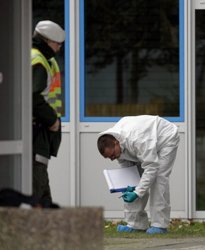Germany school shooting: Forensic experts examine the scene at the Albertville School Centre