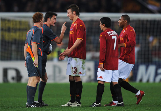 Roma v Arsenal: AS Roma v Arsenal - UEFA Champions League