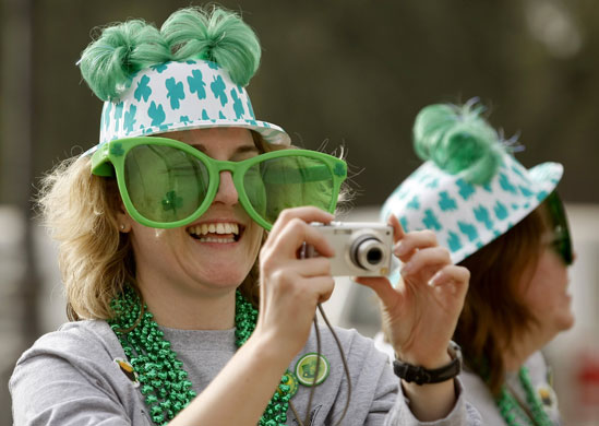 St Patrick's day parade: St Patrick's day parade around the world