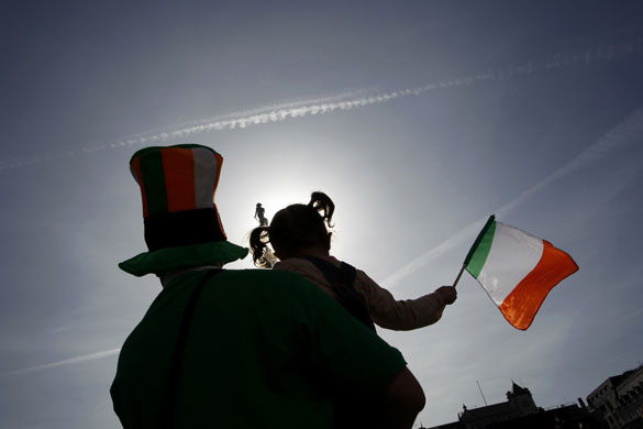 St Patrick's day parade: St Patrick's day parade around the world